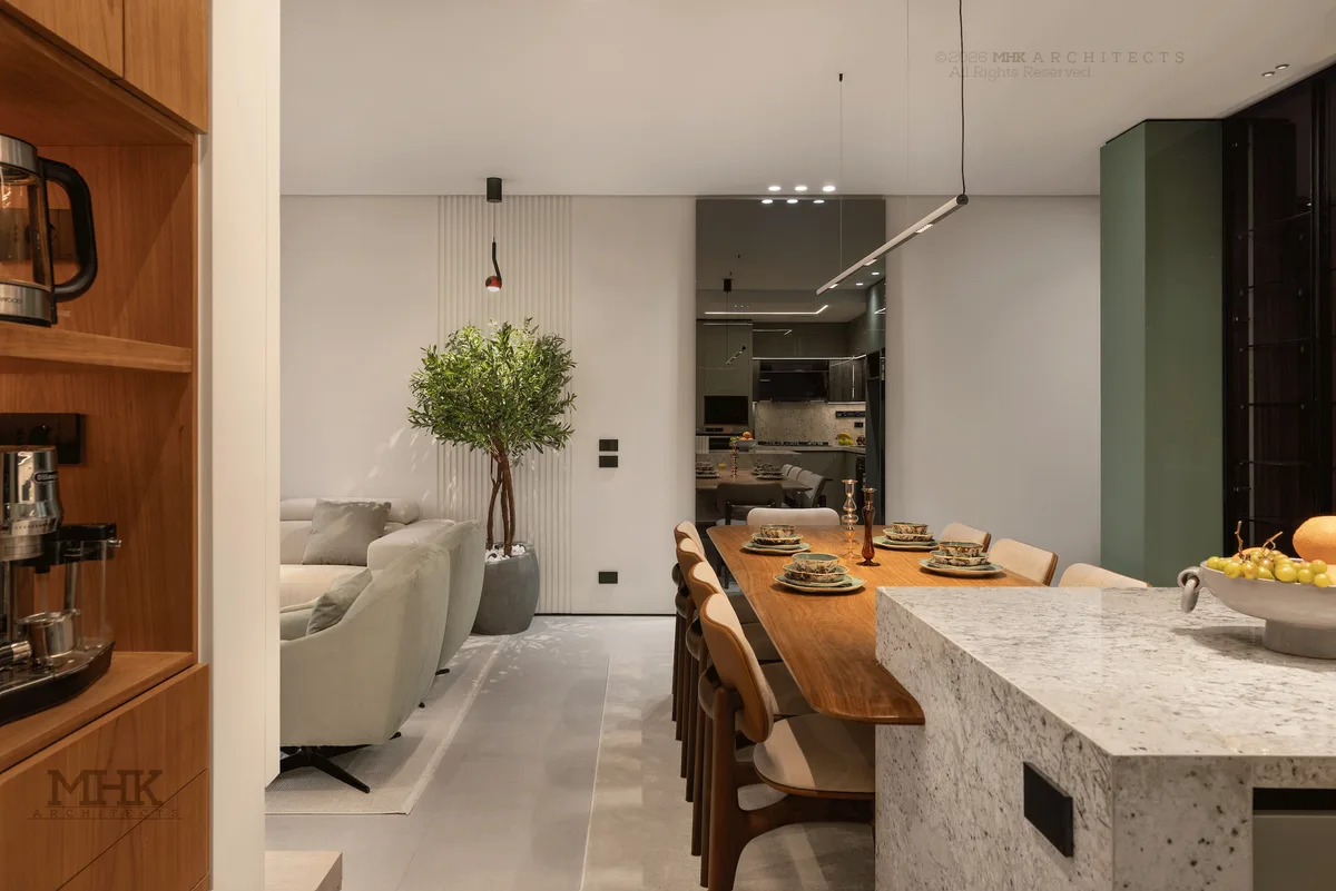 Patio Casa Project pantry and display, finished interior by MHK Architects